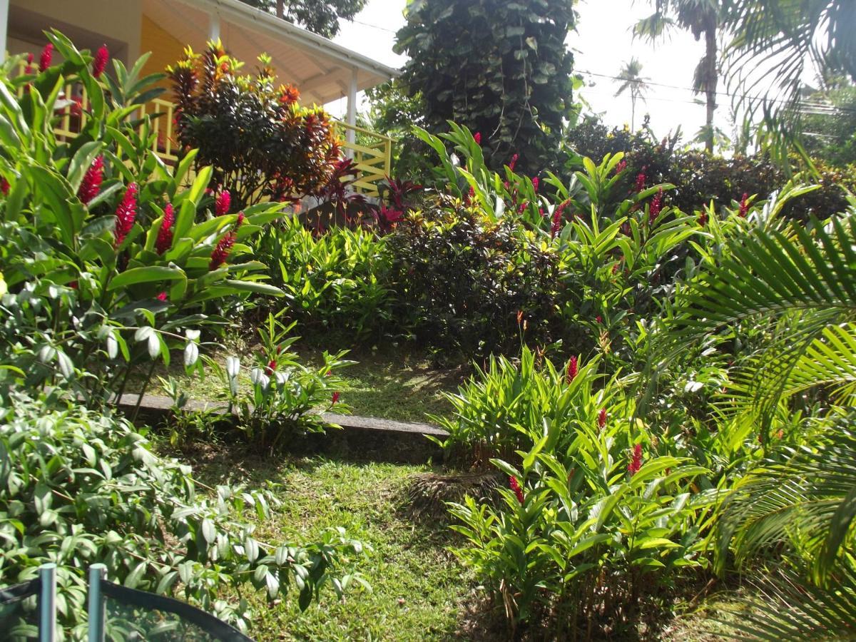 Villa Les Jardins de l'Espérance Bouillante Exterior foto
